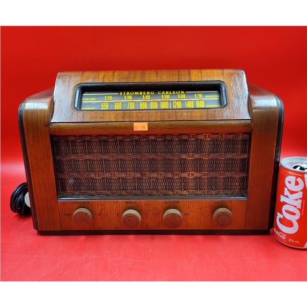 VTG 1946 Stomberg Carlson Model 752 Tube Radio
