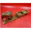 Image 2 : Unique VTG Carved Wooden Elephant Pulling Hinged Cigarette Box