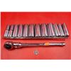 Image 1 : Craftsman 1/2" Standard Deep Sockets and Ratchet