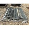 Image 3 : 36 IN. GALVANIZED GRATING STEPS