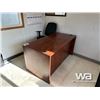 Image 1 : OFFICE DESK & CHAIR