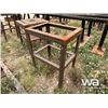 Image 2 : WELDER STAND
