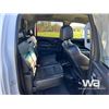 Image 17 : 2015 GMC 3500HD CREW CAB FLATBED TRUCK