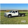 Image 1 : 2015 GMC 3500HD CREW CAB FLATBED TRUCK