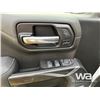Image 21 : 2022 GMC SIERRA AT4 CREW CAB PICKUP