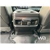 Image 24 : 2022 GMC SIERRA AT4 CREW CAB PICKUP