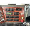 Image 10 : 2007 WESTERN STAR T/A BALE MOVER TRUCK