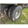 Image 31 : 2007 WESTERN STAR T/A BALE MOVER TRUCK