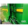 Image 22 : 2011 JOHN DEERE 568 ROUND BALER