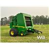 Image 2 : 2011 JOHN DEERE 568 ROUND BALER