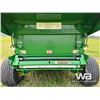 Image 33 : 2011 JOHN DEERE 568 ROUND BALER