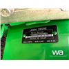 Image 5 : 2011 JOHN DEERE 568 ROUND BALER