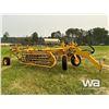 Image 2 : 2016 VERMEER R2300 TWIN HAY RAKE