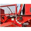 Image 8 : 2013 HIGHLINE BALE PRO CFR 651 BALE BUSTER