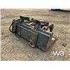 Image 3 : BOBCAT 74 IN. GRAPPLE BUCKET