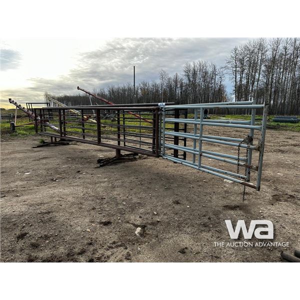 30 FT. FREESTANDING PANEL WITH GATE