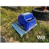 Image 3 : BLUE CATTLE WATERER