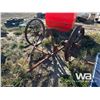 Image 1 : ANTIQUE STEEL WHEEL AXLE