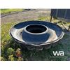 Image 2 : GRAIN/MINERAL FEEDER