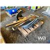 Image 1 : SHOVEL, CHAINS, TONNUE COVER, AXE