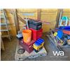 Image 1 : RED TOOL BOX, BLACK TOOL BOX, LEVEL