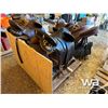 Image 3 : OUTBACK SADDLE WITH WOOD STAND