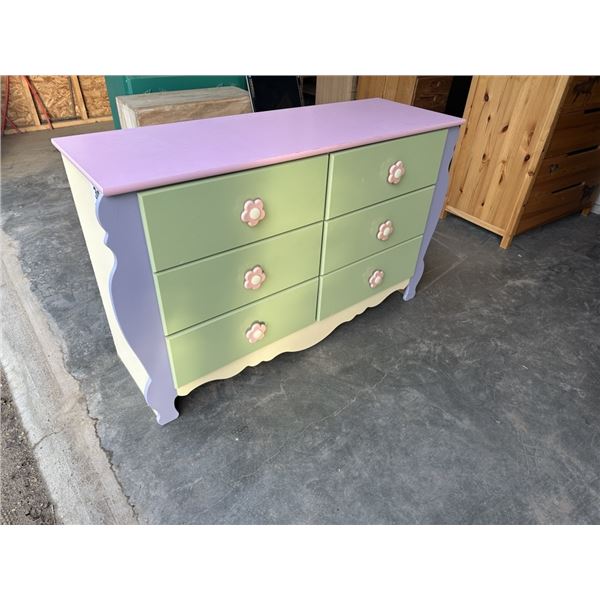 CHEST WITH 6 DRAWERS