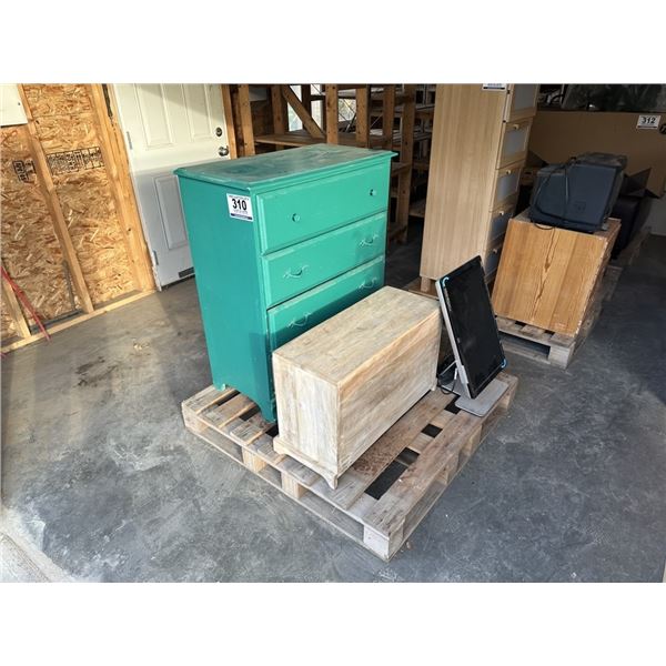2 CHEST OF DRAWERS & COMPUTOR MONITOR