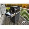 Image 2 : NAPOLEON NATURAL GAS BBQ