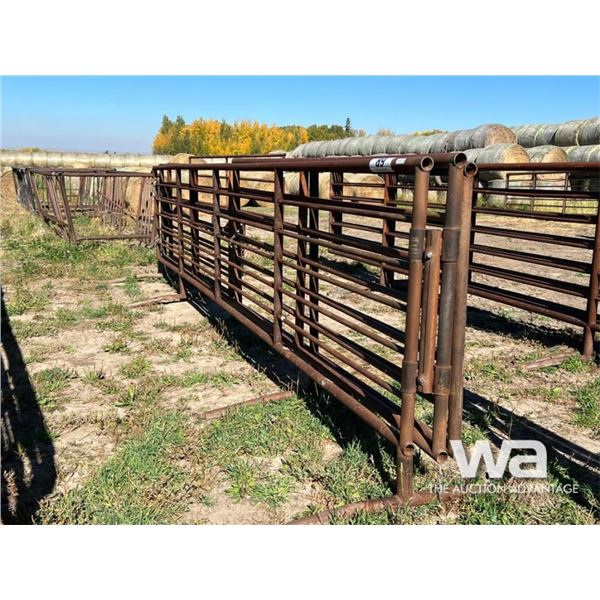 (2) 24 FT. FREESTANDING 5 BAR PANELS W/GATE