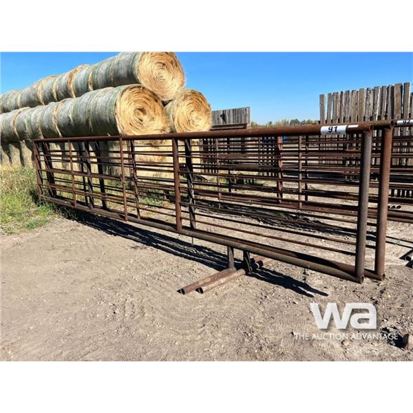(2) 24 FT. FREESTANDING 5 BAR PANELS W/GATE