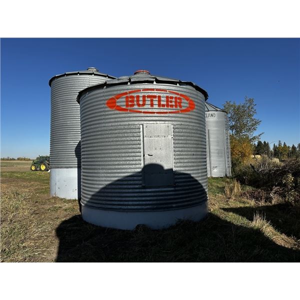 BUTLER 1600 BUSHEL FLAT BOTTOM GRAIN BIN