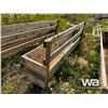 Image 2 : (2) WOOD FEEDERS