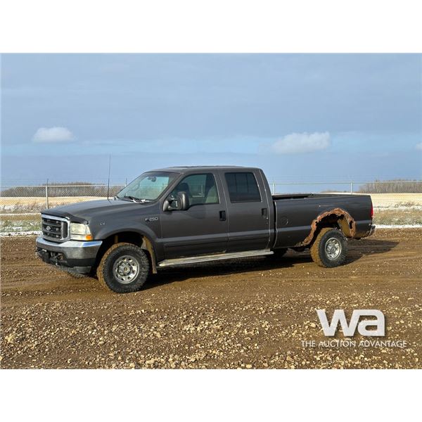 2002 FORD F250 CREW CAB PICKUP