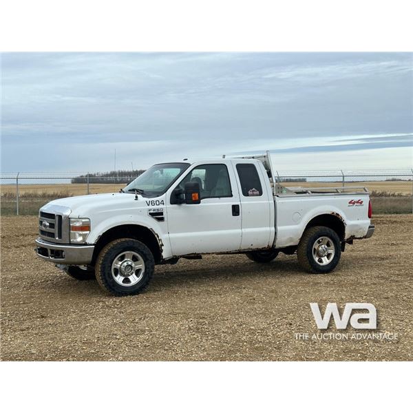 2009 FORD F250 XLT EXT CAB PICKUP