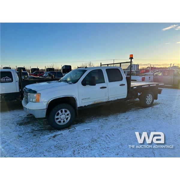 2014 GMC SIERRA 3500HD FLATBED TRUCK