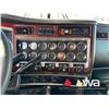 Image 10 : 2009 KENWORTH T800 TRI DRIVE TEXAS BED WINCH TRUCK