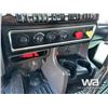 Image 15 : 2012 KENWORTH T800 TRI DRIVE SLEEPER WINCH TRACTOR