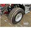 Image 30 : 2012 KENWORTH T800 TRI DRIVE SLEEPER WINCH TRACTOR