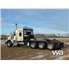 Image 4 : 2012 KENWORTH T800 TRI DRIVE SLEEPER WINCH TRACTOR
