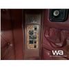Image 20 : 1999 INTERNATIONAL 9200 T/A SLEEPER TRUCK TRACTOR
