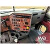 Image 9 : 1999 INTERNATIONAL 9200 T/A SLEEPER TRUCK TRACTOR