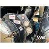 Image 38 : 2011 PETERBILT 367 TRI DRIVE HYDRO VACUUM TRUCK