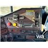 Image 11 : 2001 FREIGHTLINER T/A PRESSURE TRUCK