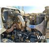 Image 22 : 2001 FREIGHTLINER T/A PRESSURE TRUCK