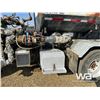 Image 33 : 2001 FREIGHTLINER T/A PRESSURE TRUCK