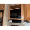 Image 16 : 2010 KEYSTONE COPPER CANYON 25 FT. TRAVEL TRAILER