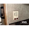 Image 25 : 2010 KEYSTONE COPPER CANYON 25 FT. TRAVEL TRAILER