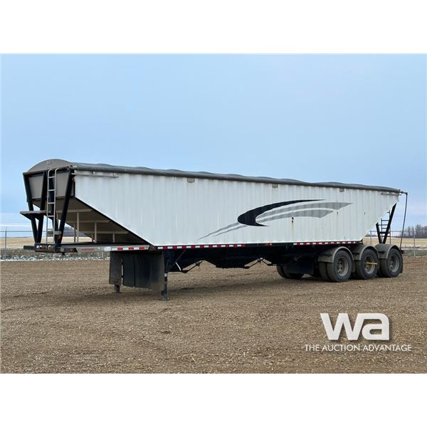 2013 DOEPKER GB16152-S TRIDEM GRAIN TRAILER