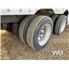 Image 15 : 1994 WILSON TRIDEM CATTLE LINER TRAILER